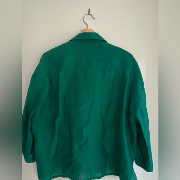 Button down shirt, tried on only once,Material: 43% TENCEL,35% HEMPL ,22% NYLON - Picture 3 of 10